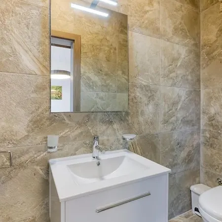 Lovely With Beautiful View With Communal Pool By 360 Estates Xagħra
