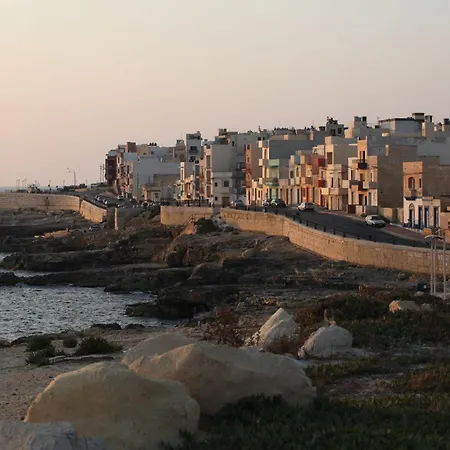 Διαμέρισμα Lovely With Beautiful View With Communal Pool By 360 Estates