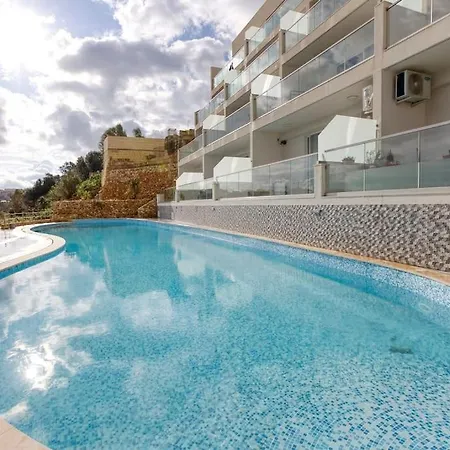Διαμέρισμα Lovely With Beautiful View With Communal Pool By 360 Estates