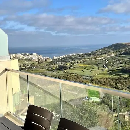 Lovely With Beautiful View With Communal Pool By 360 Estates Apartamento *